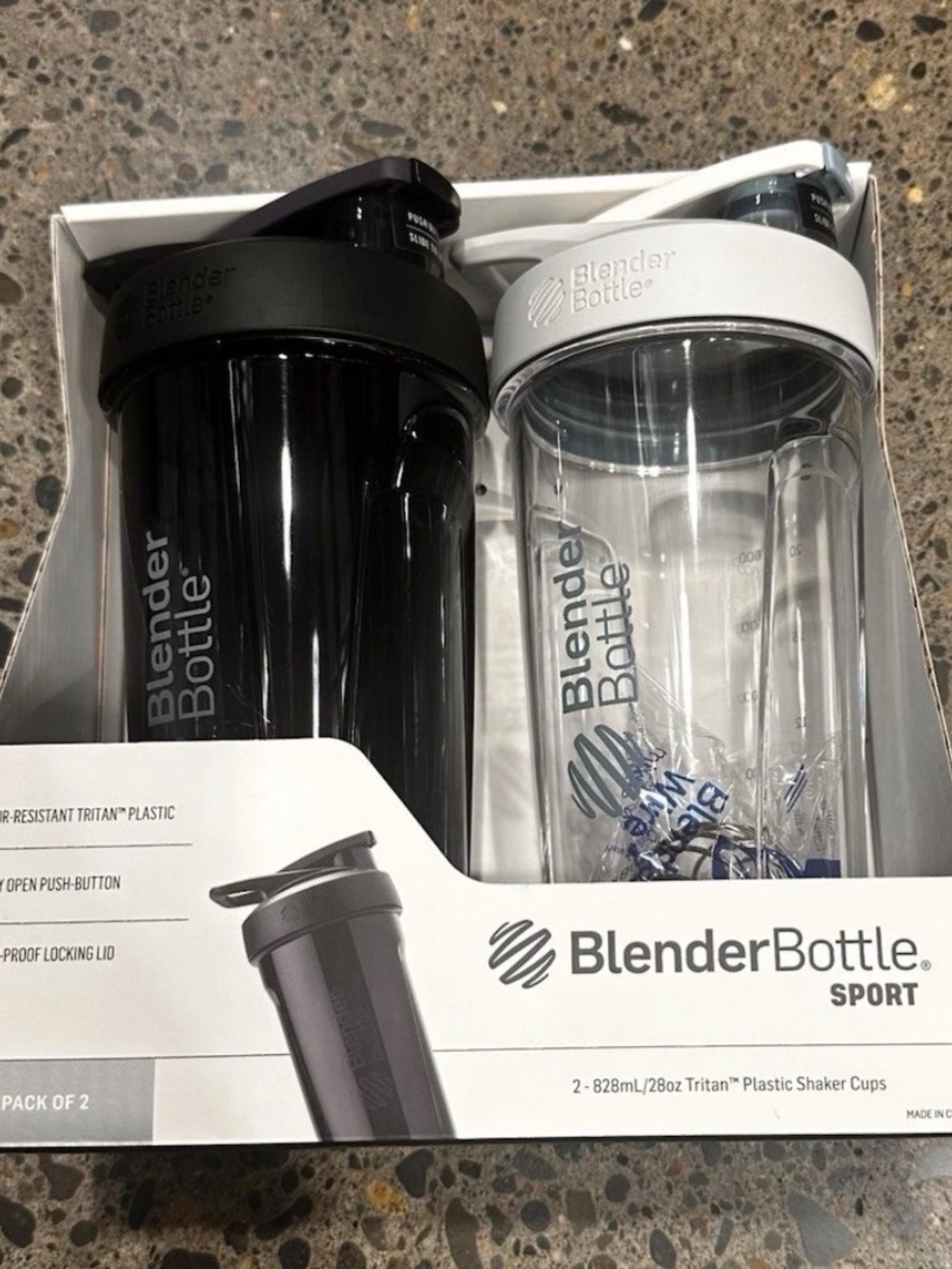 Blender bottle leakproof Sport 2-Pack Shaker Bottles - Black & Clear 28 oz